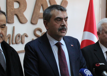 Eğitimde sürekli kendimizi geliştirmek durumundayız