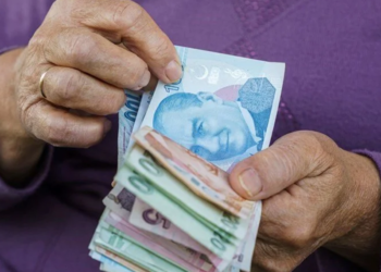 Emekliye bayram ikramiyesi için tarih belli oldu