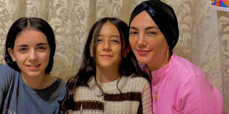 Enkaz altından kurtarılan Çiğdem öğretmenin yaşam mücadelesi sürüyor