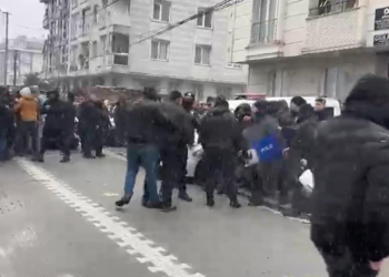 Esenyurt'ta eşini boğarak öldürdü