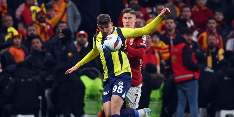 Fenerbahçe'nin derbideki tek kazancı Yusuf Akçiçek oldu