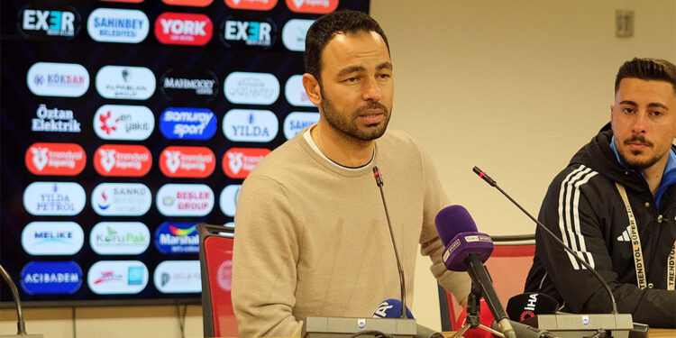 Tüm ofansif oyuncuları sahaya sürmeye çalıştık