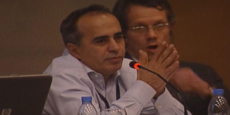 Gazeteci Ahmet Sever hayatını kaybetti