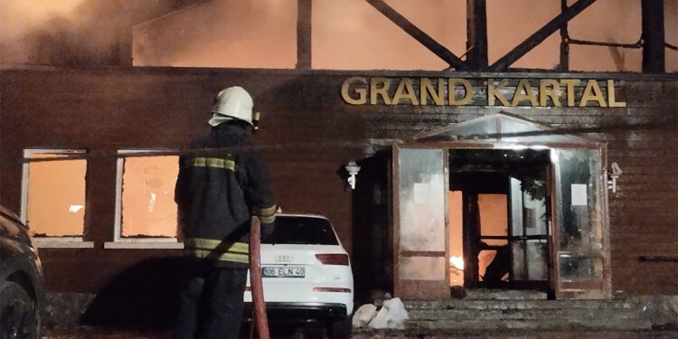 78 kişinin öldüğü otel yangınında hastanede yaralı kalmadı