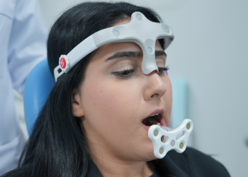 Gülüş tasarımında çene eklemi sağlığı kontrol edilmeli