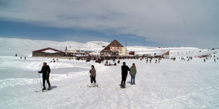 Hesarek Kayak Merkezi'nde konaklama ve telesiyej hizmetleri durduruldu