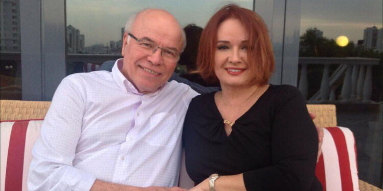 Müjde Ar trafik kazası geçirdi