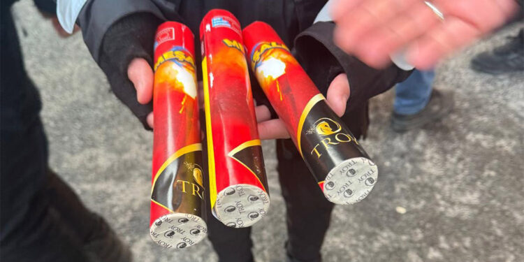 Galatasaray-Fenerbahçe karşılaşmasında taşkınlık yapanlara ceza