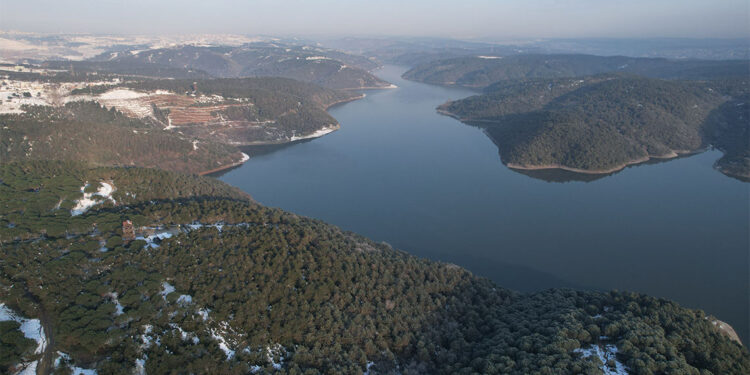 Kar yağışları İstanbul'un barajlarını doldurdu