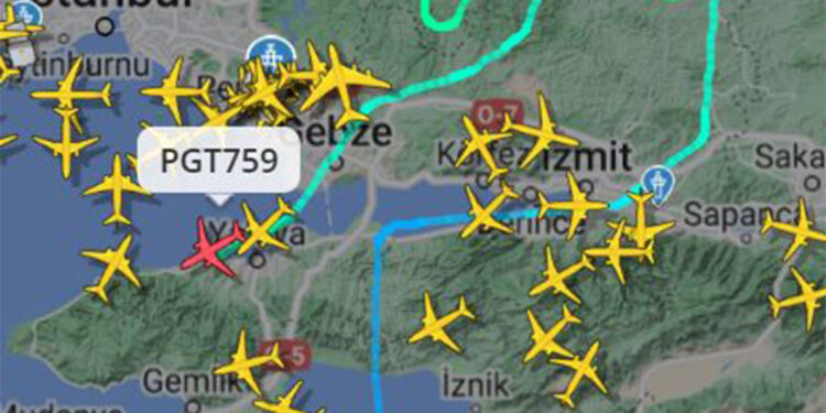 Sabiha Gökçen'de görüş mesafesi düştü; uçuş trafiği aksadı