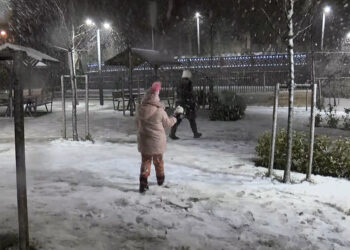 İstanbul'da kar gece boyu etkili oldu