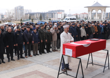 İspanya'da yaşamını yitiren polis memuru, toprağa verildi