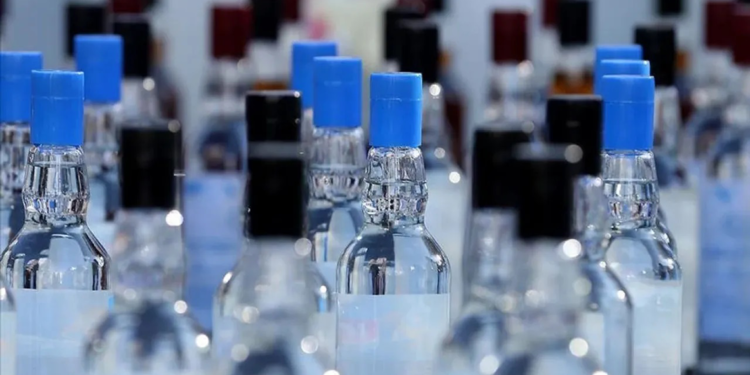 İstanbul ve Ankara'da son bir ayda sahte içkiden 103 kişi öldü