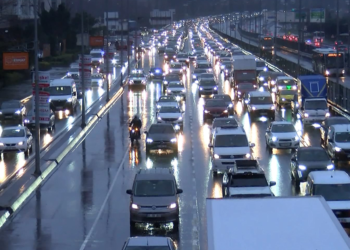 İstanbul'da yağmur yağışı etkili oluyor