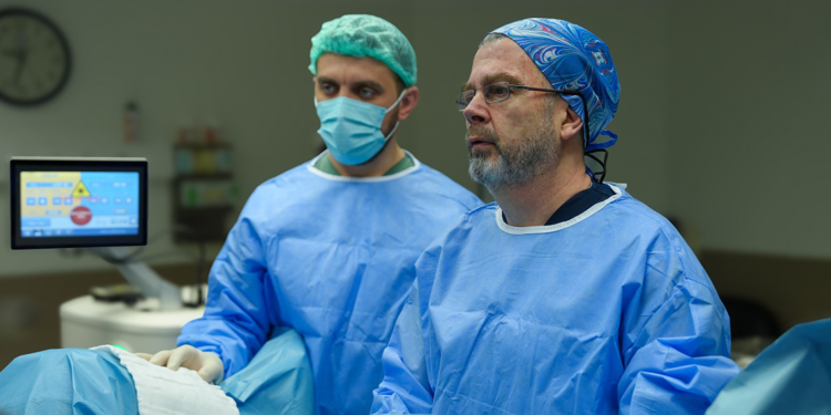 İyi huylu prostat büyümesinde farklı tedavi alternatifleri öneriyoruz