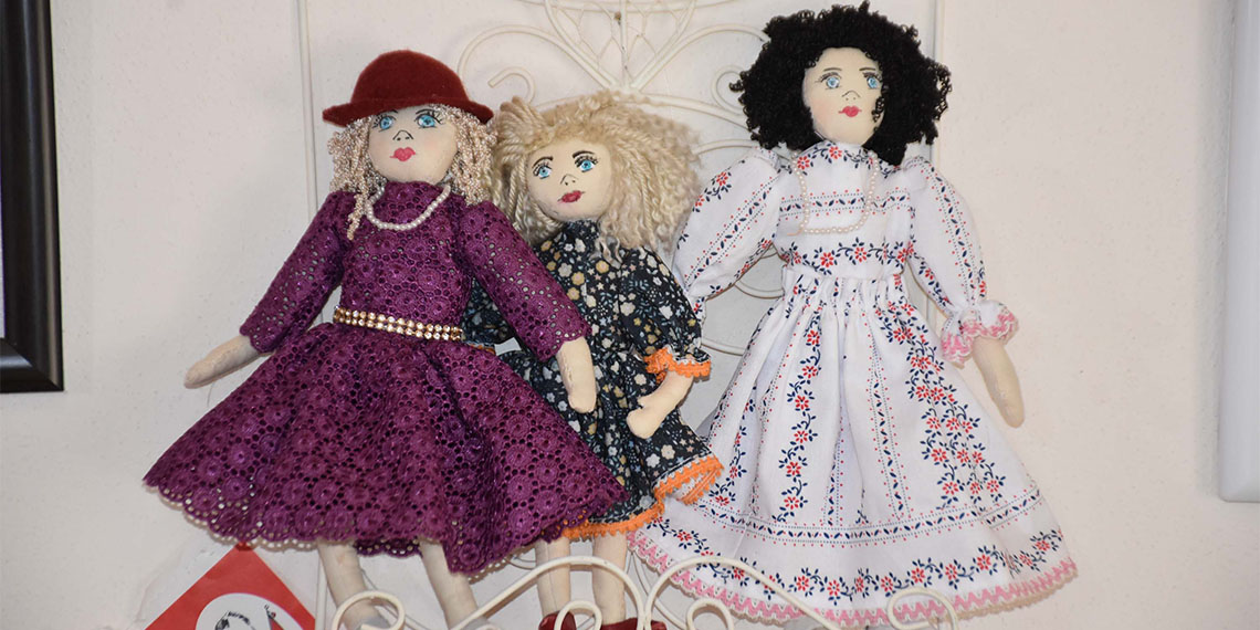 Somut Olmayan Kültürel Miras Taşıyıcısı ünvanına sahip Emine Polat (73) kitre bebek sanatıyla geçmişi geleceğe taşıyor.