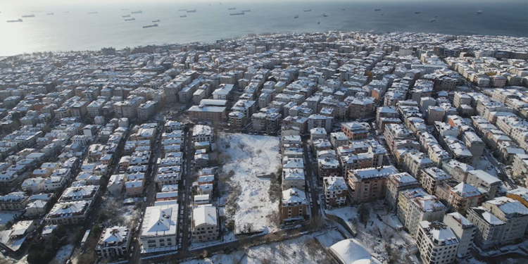 Kar yağışının ardından Avcılar havadan görüntülendi