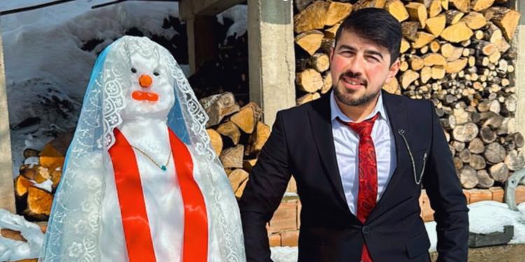 Kardan geline düğün yaptı