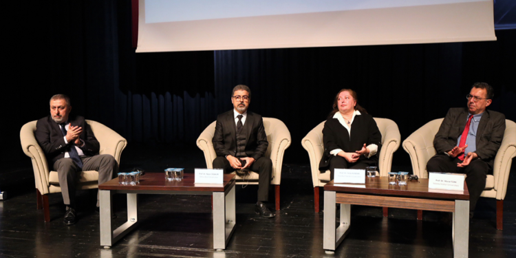 Küçükçekmece'de Afet Bilinçlendirme Paneli düzenlendi