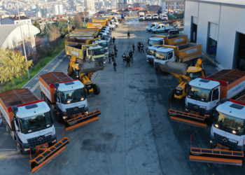 Küçükçekmece’de kış hazırlığı için bin 230 personel görevlendirildi
