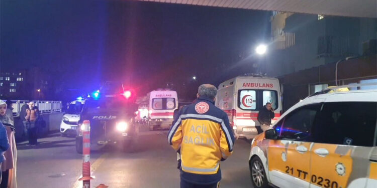 Mahalle bekçileri ile şüpheliler arasında çatışma; 1 ölü, 2 yaralı