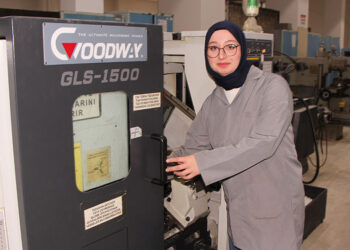 Makine bölümünün tek kız öğrencisi mühendis olmak istiyor
