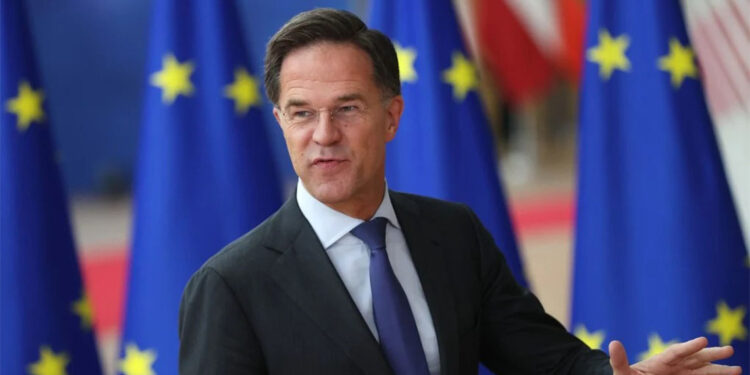 Avrupa'nın savunma harcamalarını artırması gerekiyor