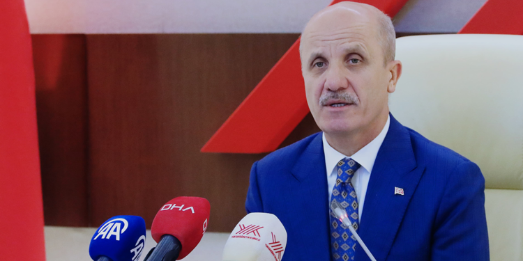 Meslek yüksekokullarının ekonomiye katkı sunmasını hedefliyoruz