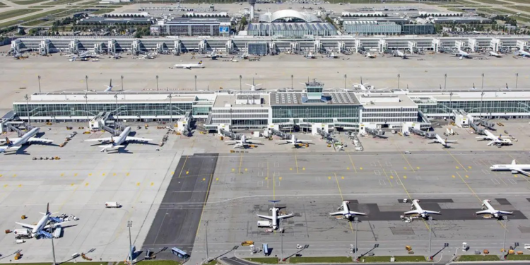 Münih Havalimanı'nda grev: Uçuşların yüzde 80'i iptal edildi
