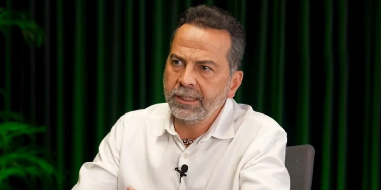 Nasuh Mahruki'ye 11 ay 20 gün hapis cezası