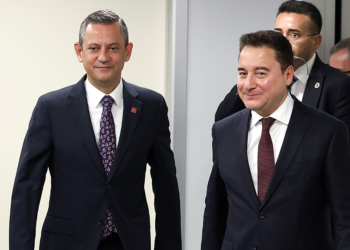 O fotoğraf karesi toplantının özetidir