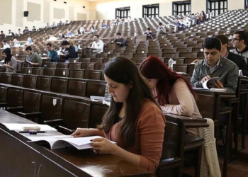 Öğrencilerin yüzde 72'si üniversitelerinden memnun