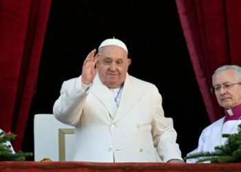 Papa Franciscus hastaneye kaldırıldı