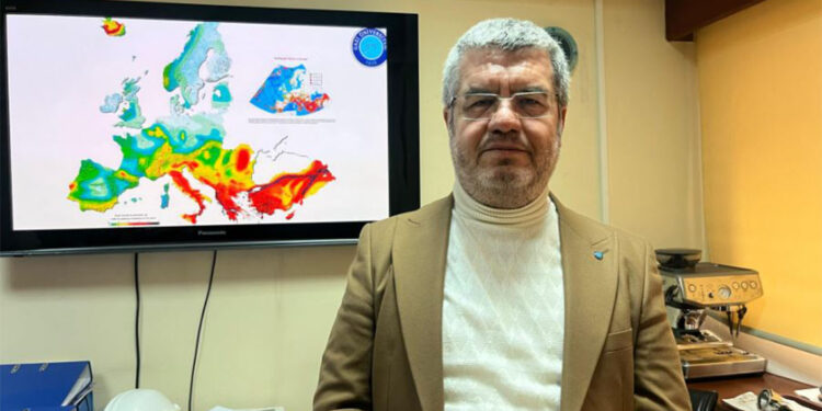 Ege Denizi'nde volkanik püskürme gibi bir şey beklemiyoruz