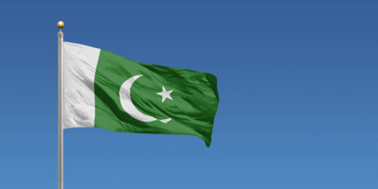 Pakistan'da çatışma: 18 asker hayatını kaybetti