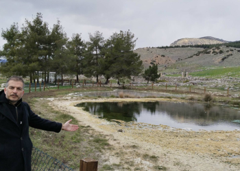Pamukkale'de kuraklık tehdidi; suyun debisi düştü
