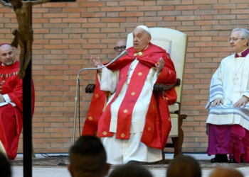 Papa Franciscus'un sağlık durumu iyiye gidiyor
