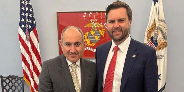 Paşinyan, ABD Başkan Yardımcısı Vance ile bir araya geldi