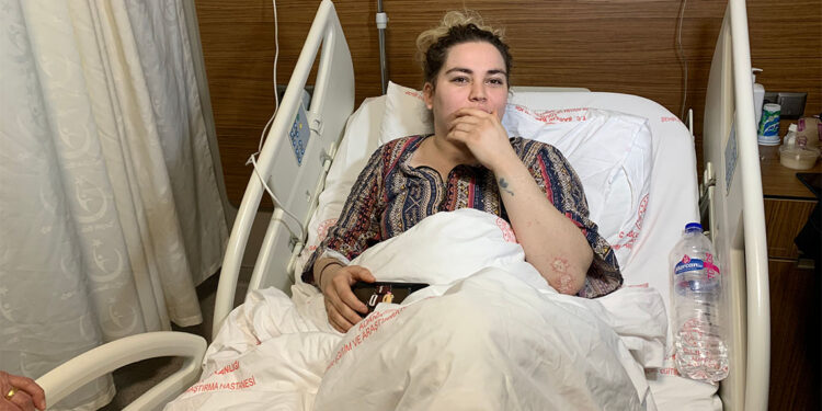 Silahlı saldırıda ayağından vurulan kadın korkudan uyuyamıyor