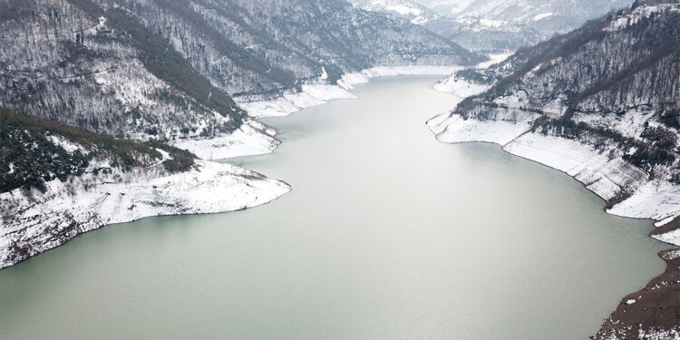 Yağışlar Yuvacık Barajı'nın yarısını doldurdu