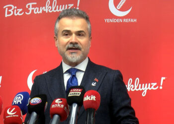 AK Parti'nin 8'inci Olağan Kongresine katılmama kararı aldık