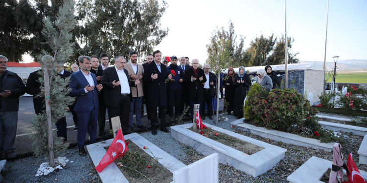 Saadet Partisi Başkanı Arıkan'dan deprem bölgesi ziyareti