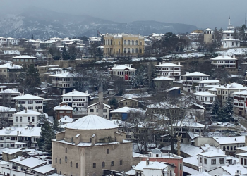 Safranbolu'nun tarihi konakları karla kaplandı