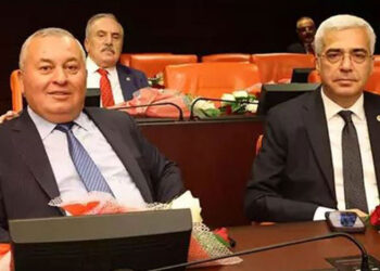 Salih Uzun ve Cemal Enginyurt CHP'ye katıldı