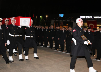 Şehit Uzman Çavuş Mustafa Bazna'nın cenazesi memleketi Düzce'de