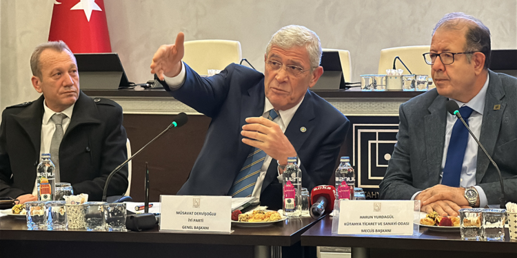 Şehitlerin hak ve hukukunu kimseye çiğnetmeyeceğiz