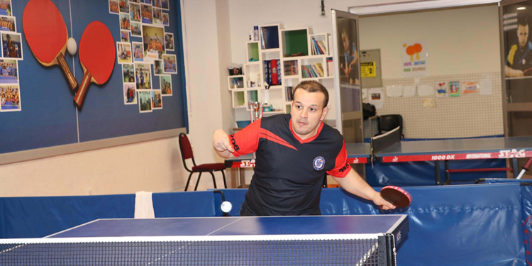 Serebral palsili Sinan, masa tenisinde olimpiyatı hedefliyor