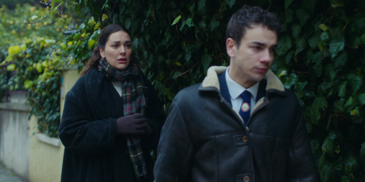 Sezen Aksu'dan Annem Ankara'ya: ‘Bana Sor’