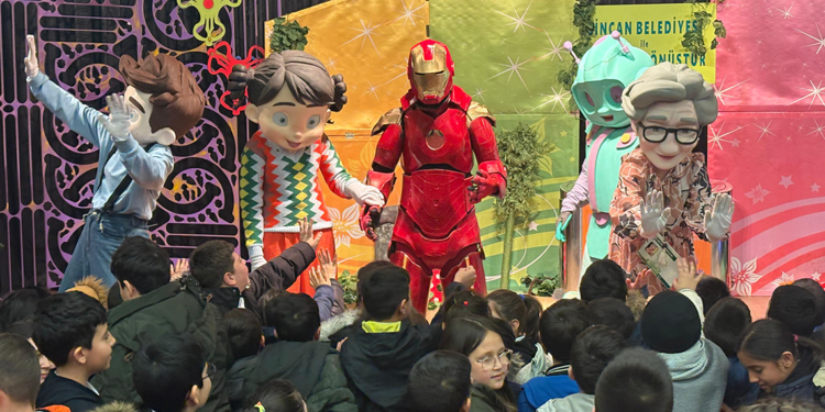 Sincan Belediyesi’nden tiyatro oyunu ile sıfır atık farkındalığı