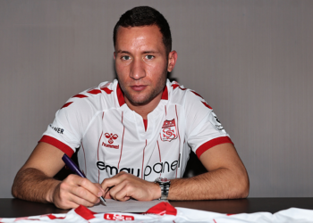 Sivasspor, Veljko Simic’i renklerine bağladı